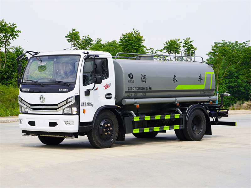 東風(fēng)多利卡9.3噸灑水車(chē)-東風(fēng)全柴156匹馬力灑水車(chē) 東風(fēng)多利卡9.3噸灑水車(chē)-東風(fēng)全柴156匹馬力灑水車(chē)